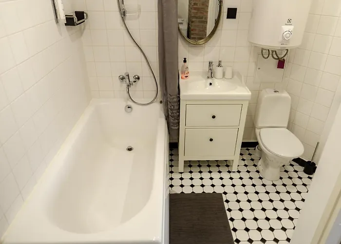 公寓 1-bedroom With Bath & Balcony